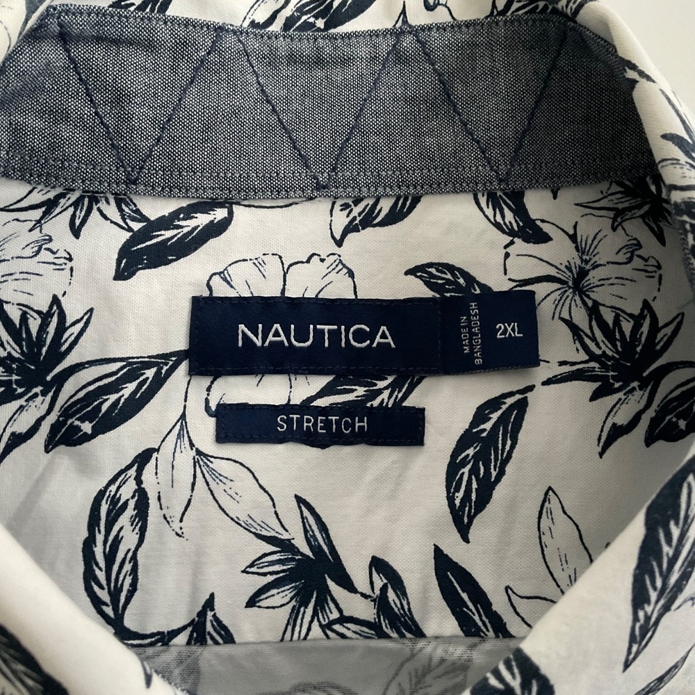Nautica Short Sleeve Button Down Floral Shirt XXL White Stretch Hawaii Resort - Picture 3 of 11